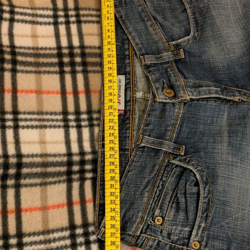 Levi's γυναικείο τζιν παντελόνι 570 σαν καινούργιο, μέγεθος 38