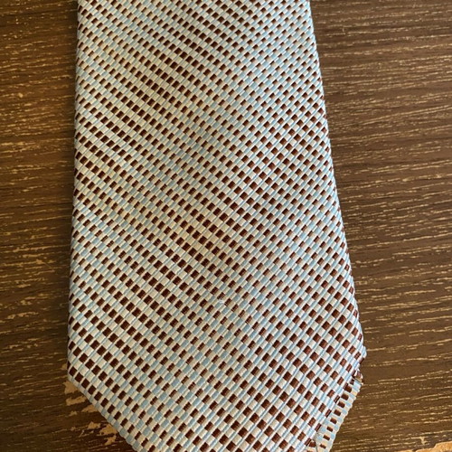 Giorgio Armani tie 100% silk like new