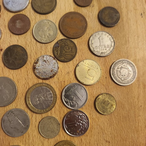 Foreign coins used, pack
