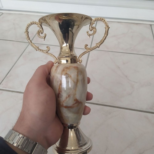 Vintage decorative onyx and brass amphora like new 23cm