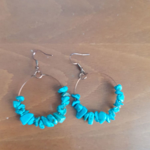 Hoop earrings with blue stones like new