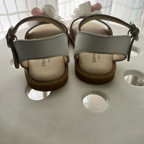 Babywalker baptism sandals size 24 like new, beige and pink