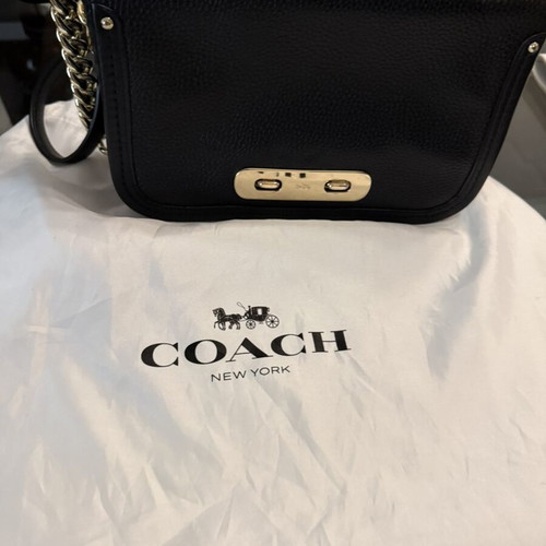 Coach handbag black authentic like new