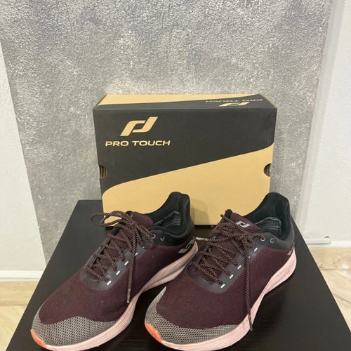 Pro Touch women's athletic shoes like new, size 38