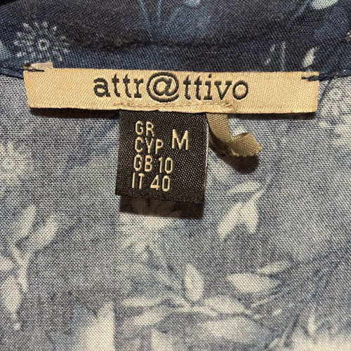 Attrattivo floral dress like new, white and blue, size M