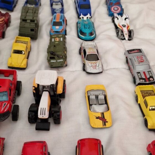 Toy cars like new, pack