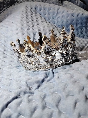 Crown new