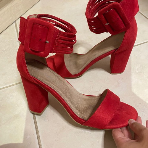 Red sandals like new, size 40, 10cm heel