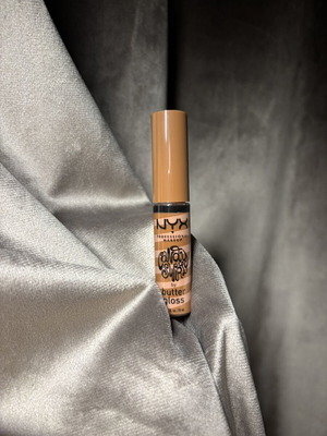 Nux ButterGloss Lipgloss Funnel Cake new
