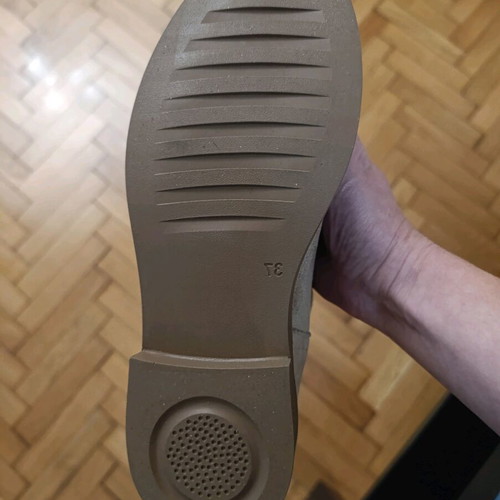Women's boots new, size 36, beige mid-calf