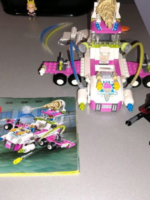 Lego The Movie Set 70804 new, complete with instructions and figures