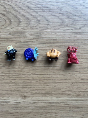 Φιγούρες Kinder Surprise μεταχειρισμένες, ρωσικές 2004, πακέτο 4