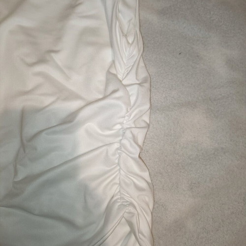 White blouse new, with gathers on sleeves and sides, excellent condition