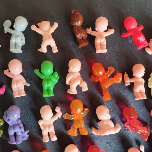 Gemellini baby figures used, pack of 46 with rare figurines
