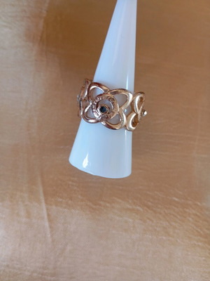 Gold matte ring with zircon new, size 18