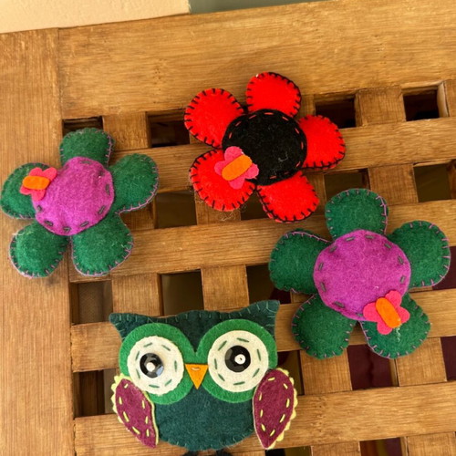 Handmade pins set of 5 made of felt-like material