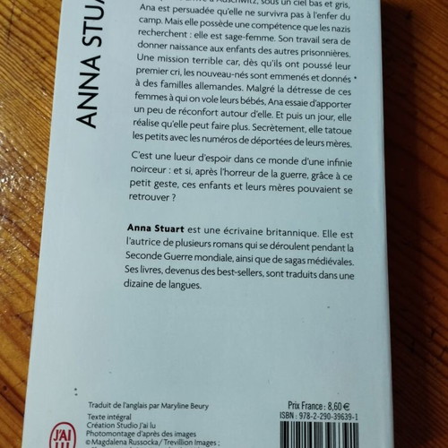 La sage-femme d'Auschwitz by Anna Stuart, French novel