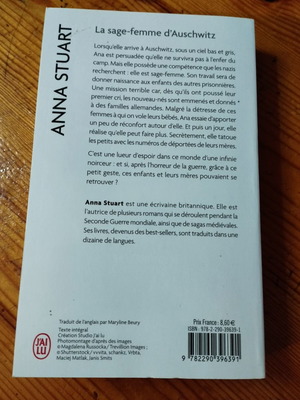 La sage-femme d'Auschwitz από Anna Stuart, γαλλικό μυθιστόρημα