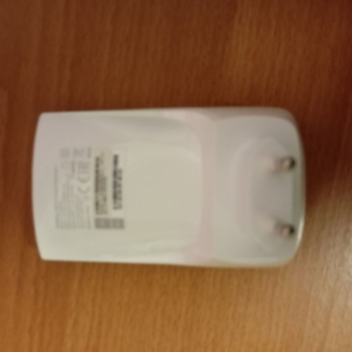Tplink WiFi range extender used, good working condition