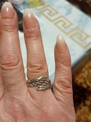 Silver ring 9.25 new, unique, size 7