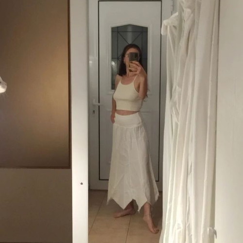 White midi fairy skirt like new with asymmetrical hem