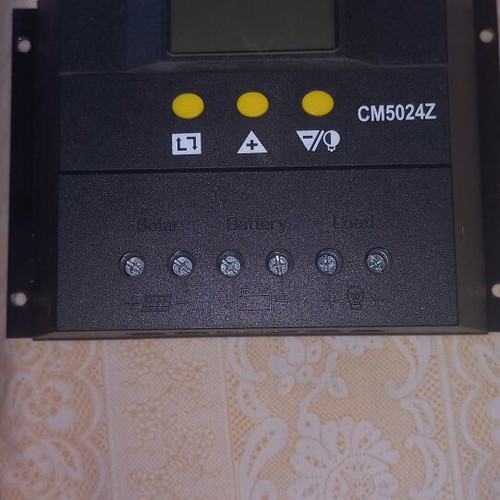 Steady Power Solar Charge Controller PWM 40A like new