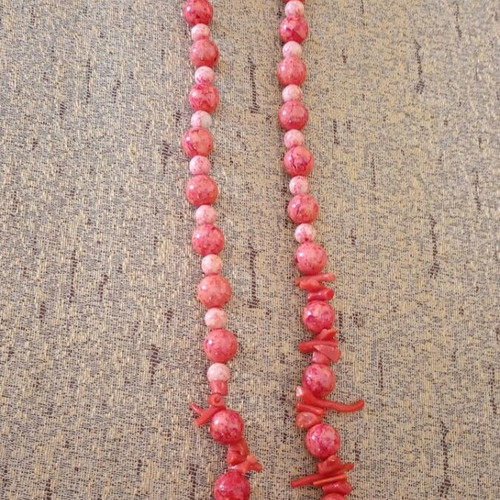 Natural coral necklace, 33cm length, 111g