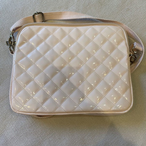 Bershka tablet case soft pink like new