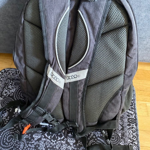 Polo backpack used with 6 compartments