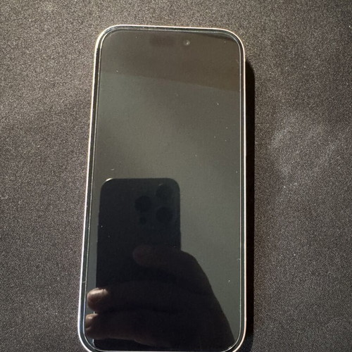 Apple iPhone 15 128GB Pink smartphone