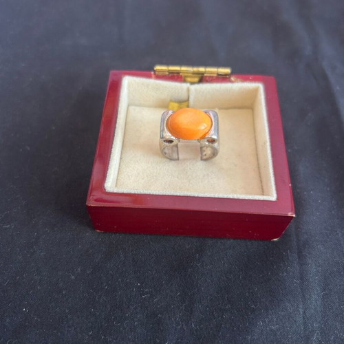 Vintage 925 silver ring with orange stone used