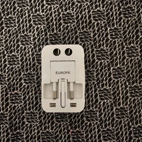 Power adapter like new