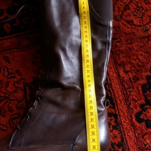 Leather boots from Italy like new, tall, dark brown