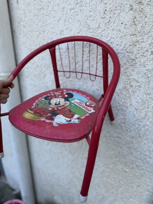 Παιδικό καρεκλάκι Minnie Mouse μεταχειρισμένο, κόκκινο μεταλλικό