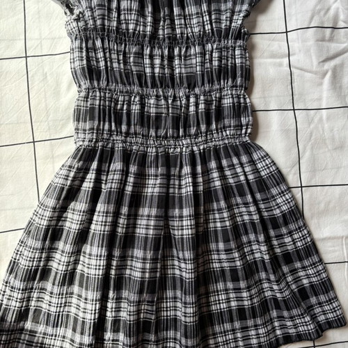 Checked girls dress like new, sizes XS/S, black and white