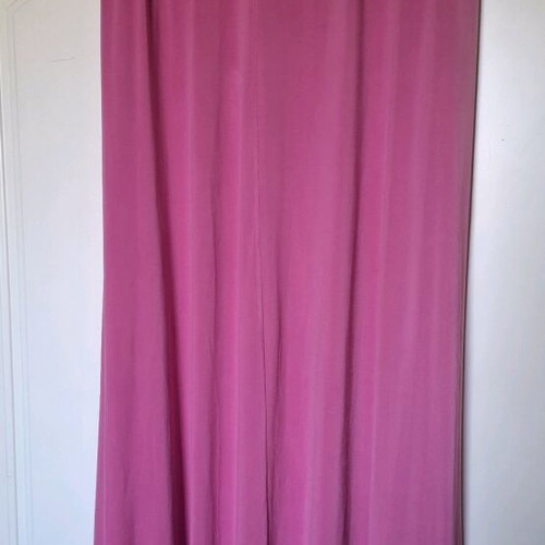 Lynne skirt like new, pink, elastic waist, pockets, jersey fabric