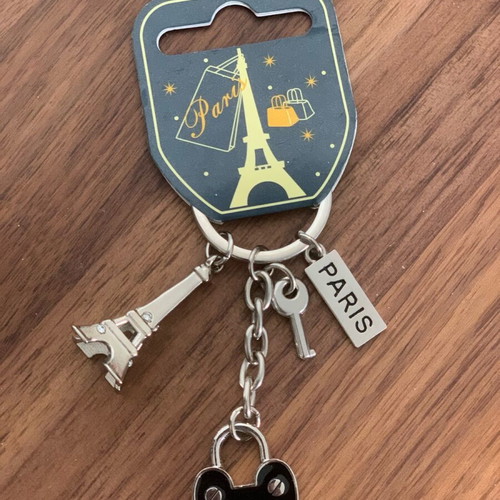 Keychain with Paris theme new