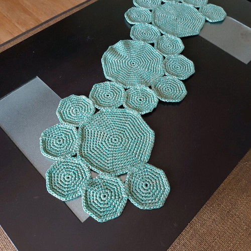 Knitted handmade runner new in green - bronze shade