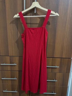 Stradivarius red dress with back opening new, size S