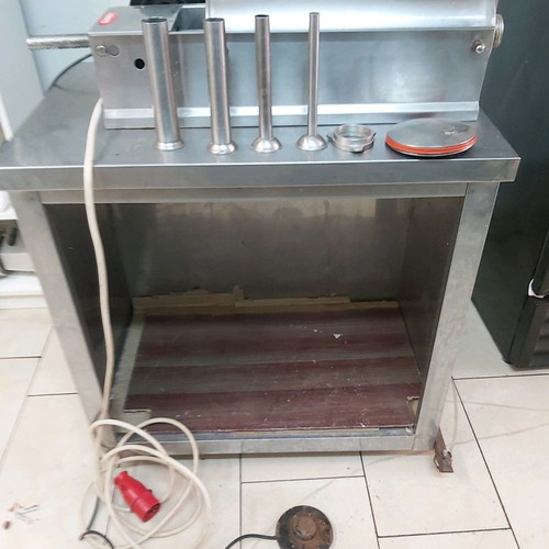 Electric meat grinder used 10 liters with 2 speeds