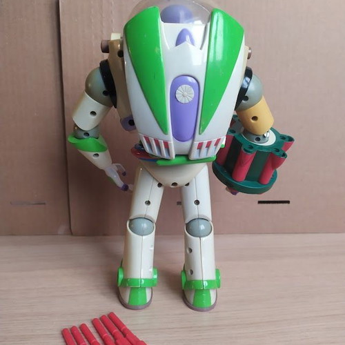 Buzz Lightyear figure 30 cm used with voice and launching missiles