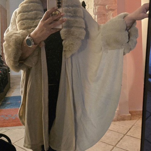 BSB outerwear new cape with fur details beige