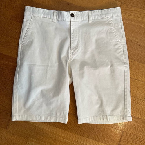 Dors chino shorts white like new, size 38 (fits 36)