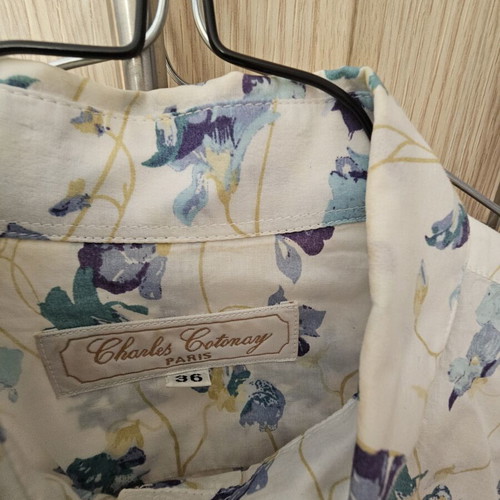 Women's shirts like new, various brands and styles
