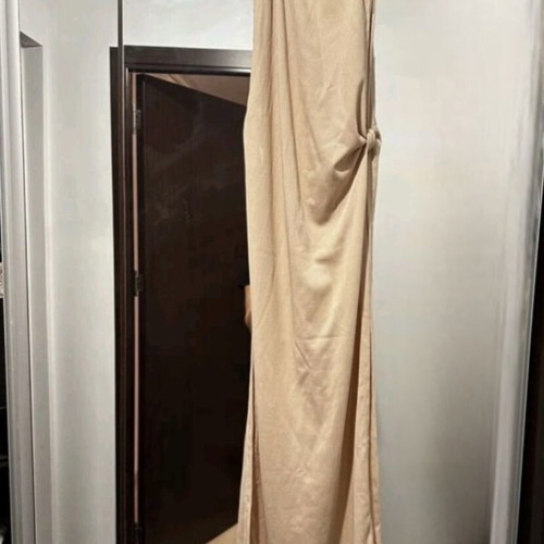 Beach dress with thigh slit like new, beige, size L