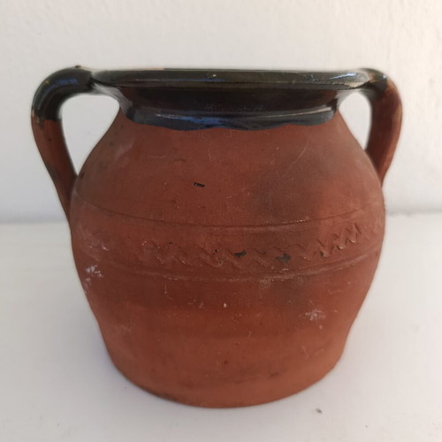 Traditional clay pot with two handles, 17cm height