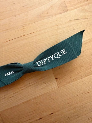 Diptyque bow new, green cotton with white print