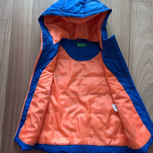 Benetton kids sleeveless jacket like new, blue, size 134 cm