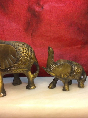 Bronze elephant figurines like new, set of 3