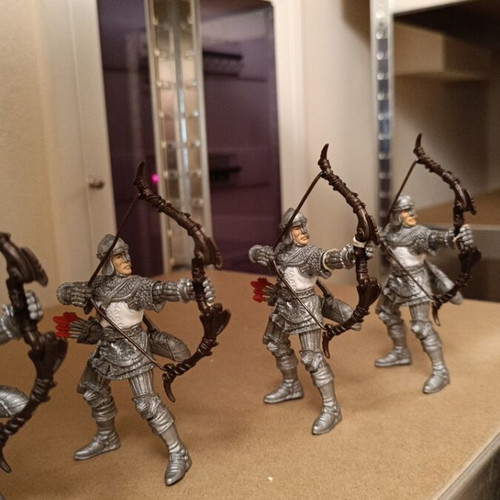 Archers figures used, set of 6 identical miniatures